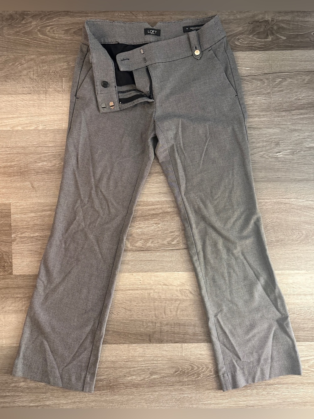 LOFT 0 PetitieWomen’s Gray Dress Pants - Classic Straight Fit
